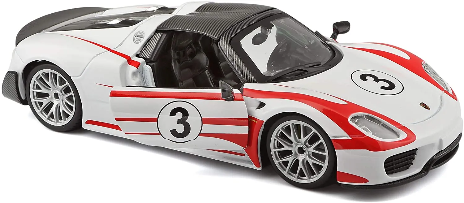 Bburago - Modellauto - Race Porsche 918 Spyder #3 Weissach (weiß, Maßstab 1:24)