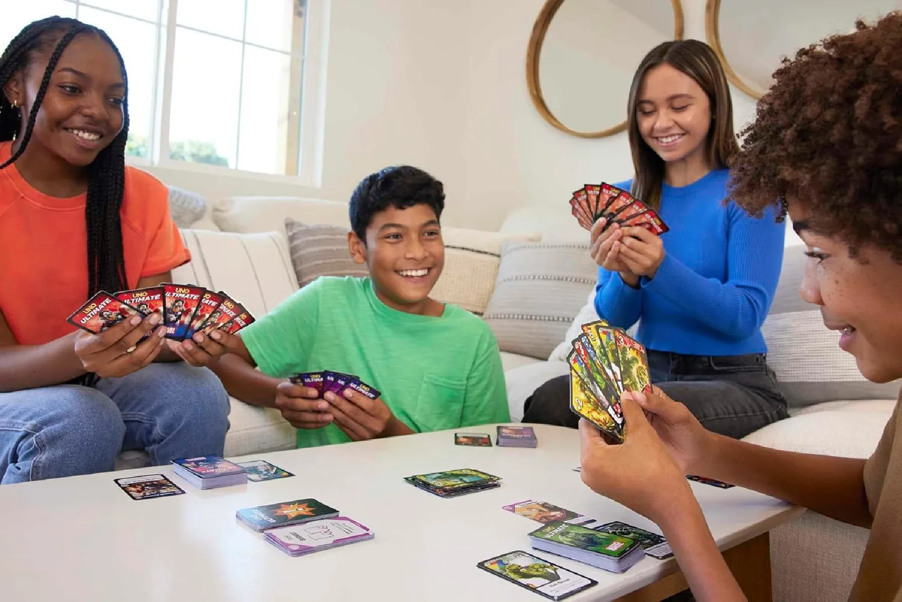 Mattel HVM25 - UNO Ultimate - Marvel