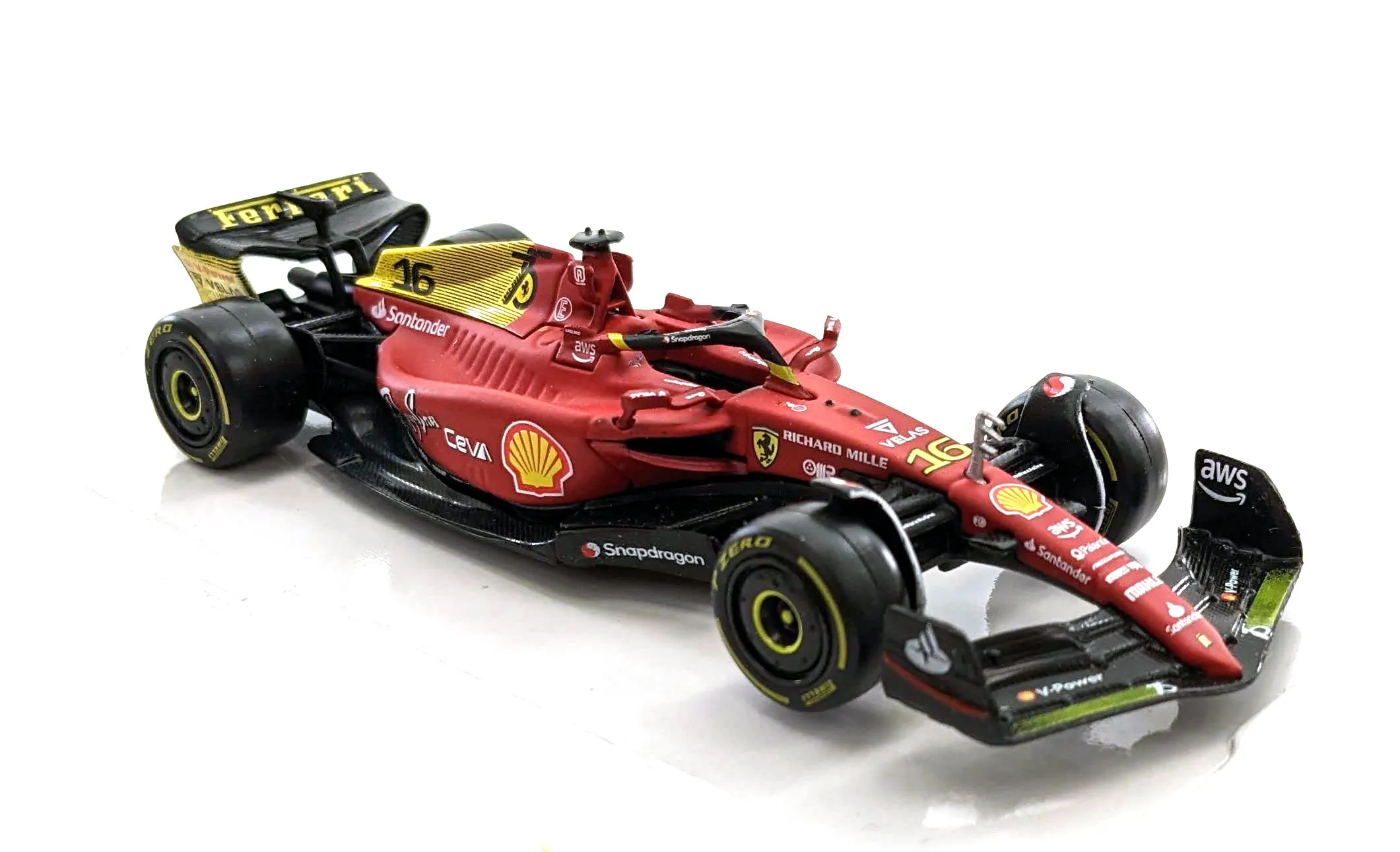 Bburago 18-36832 - Modellauto - Ferrari F1-75 Leclerc #16 Monza-Ausführung (Maßstab 1:43)