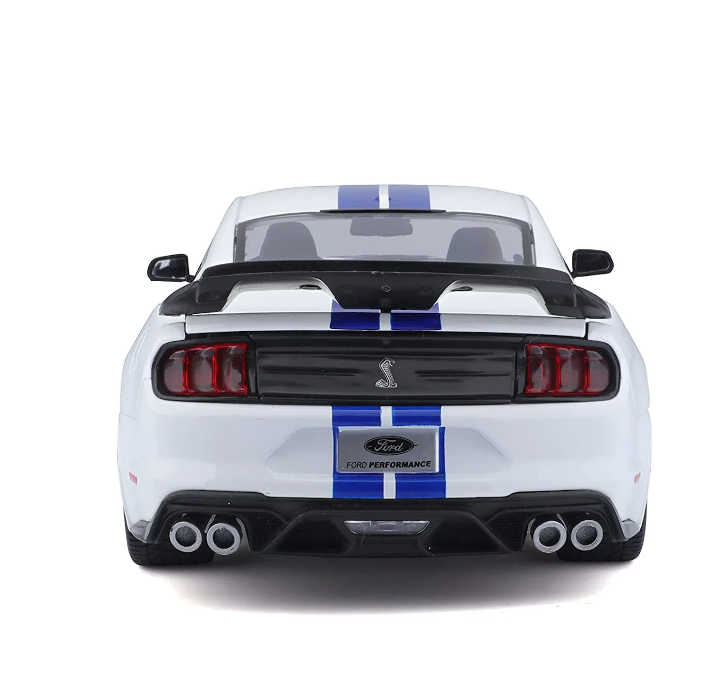 Maisto 31452 - Modellauto - Mustang Shelby GT500 '20 mit Heckspoiler (weiß, Maßstab 1:18)