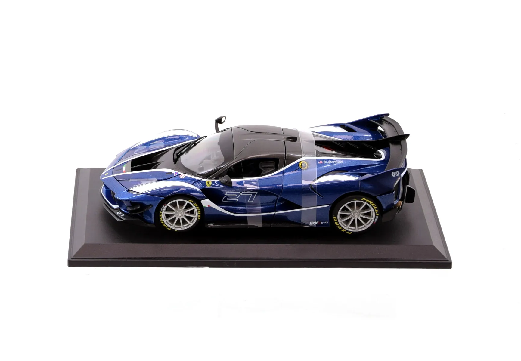 Bburago 18-16012 - Modellauto - Ferrari FXX-K Evo '17 Peter Mann #27 Tour de France (blau, Maßstab 1:18)