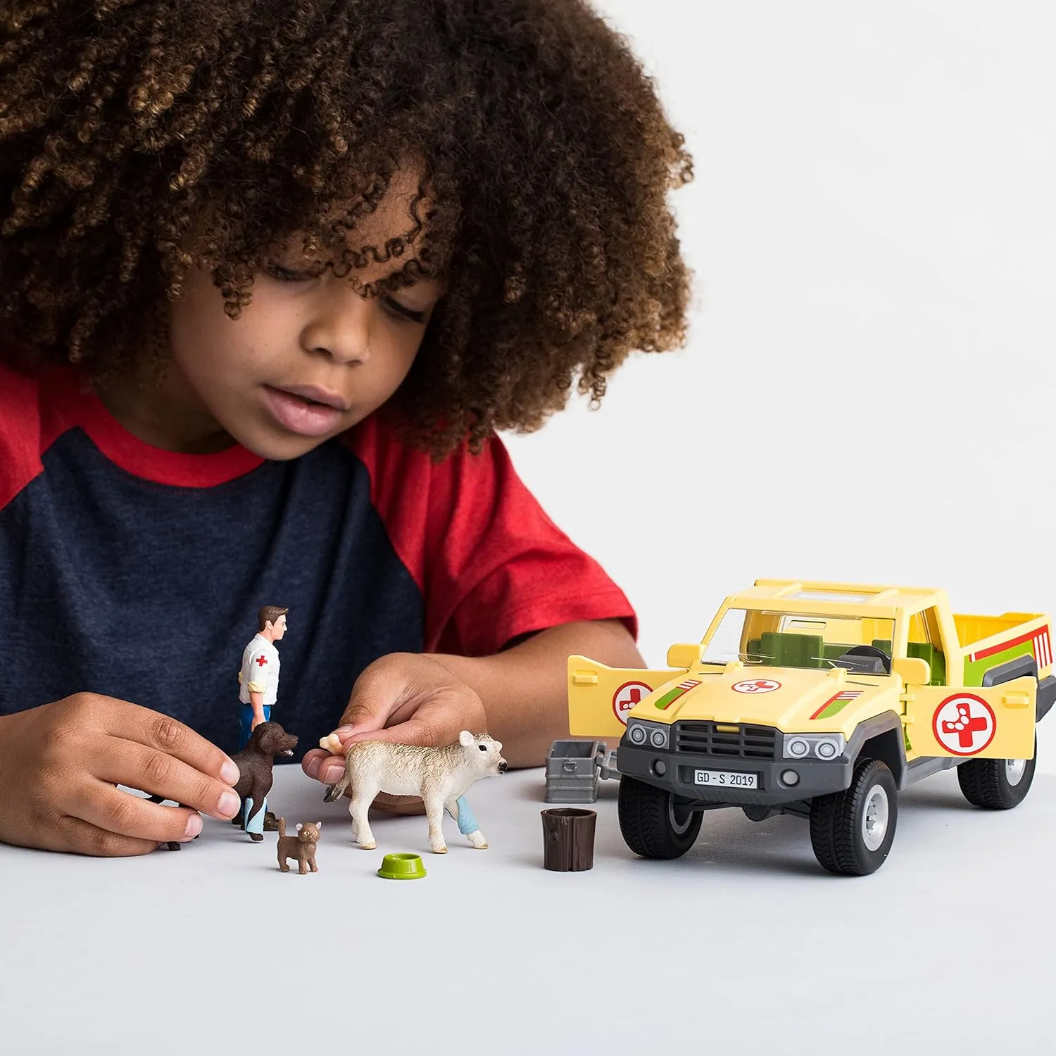 Schleich Farm World Set - Tierarztbesuch auf dem Bauernhof + Picknick mit kleinen Haustieren