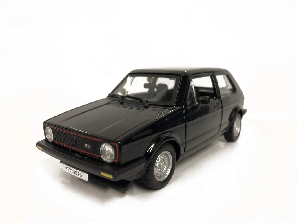 Bburago - Modellauto - VW Golf 1 GTI 1979 (schwarz, Maßstab 1:24)