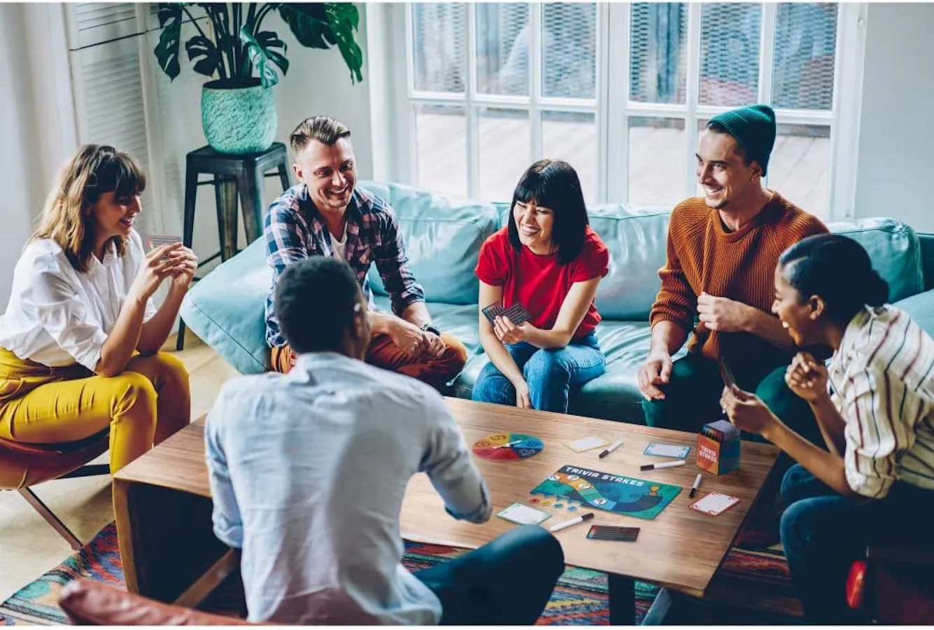 Mattel - Brettspiel - Trivia Stakes