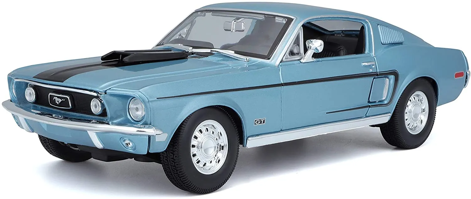 Maisto 31167 - Modellauto - Ford Mustang GT Cobra Jet '68 (hellblau, Maßstab 1:18)