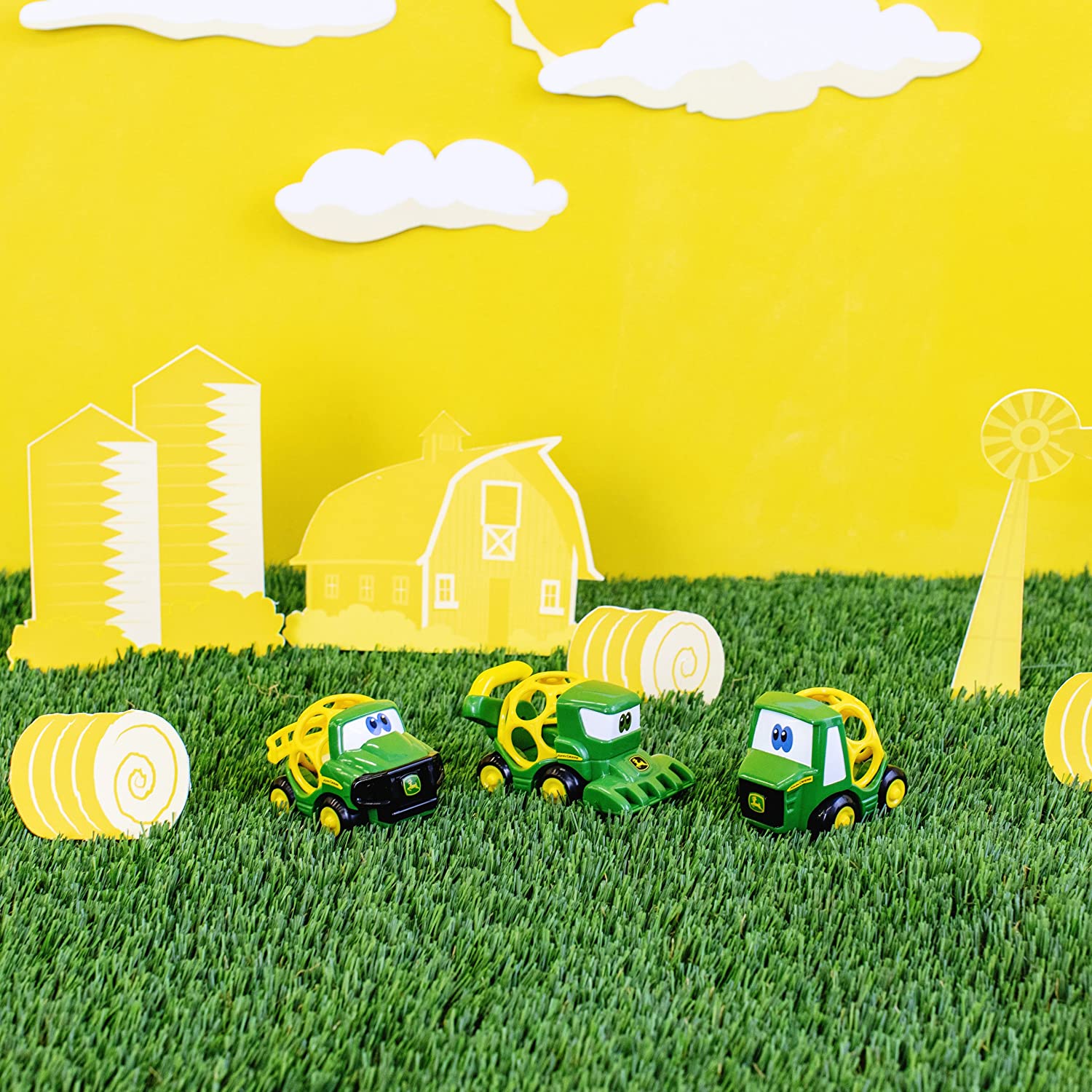 Kids II - Spielzeugautos - Oball John Deere Tough Ol' Trio (Traktor, Mähdrescher, Transporter) Kids II - Spielzeugautos - Oball John Deere Tough Ol' Trio (Traktor, Mähdrescher, Transporter)