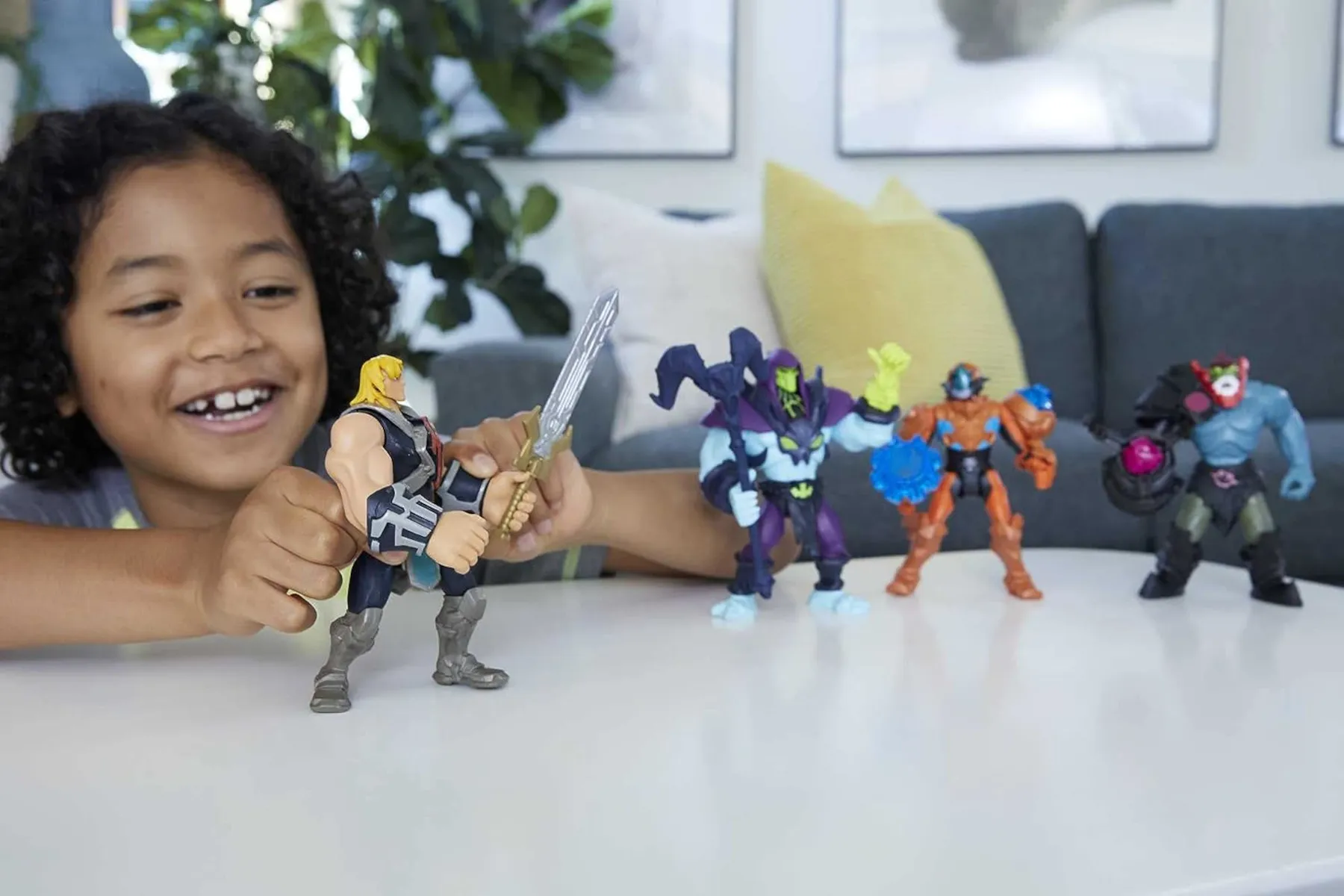 Mattel HBL66 - Masters of the Universe Actionfigur - He-Man Power Attack (14cm)