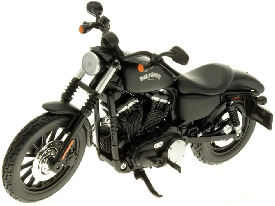 Maisto 32326 - Modellmotorrad - Harley Davidson Sportster Iron 883 '13 (schwarz, Maßstab 1:12)