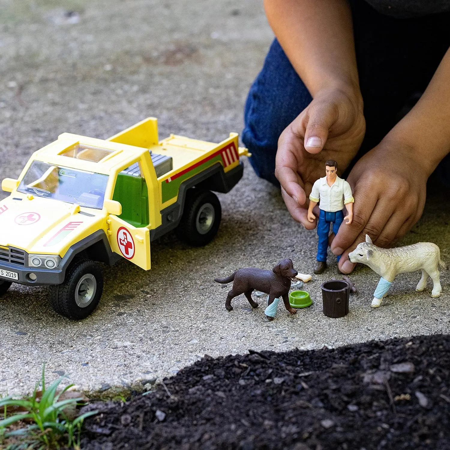Schleich 42503 - Tierfiguren Farm World - Tierarztbesuch auf dem Bauernhof